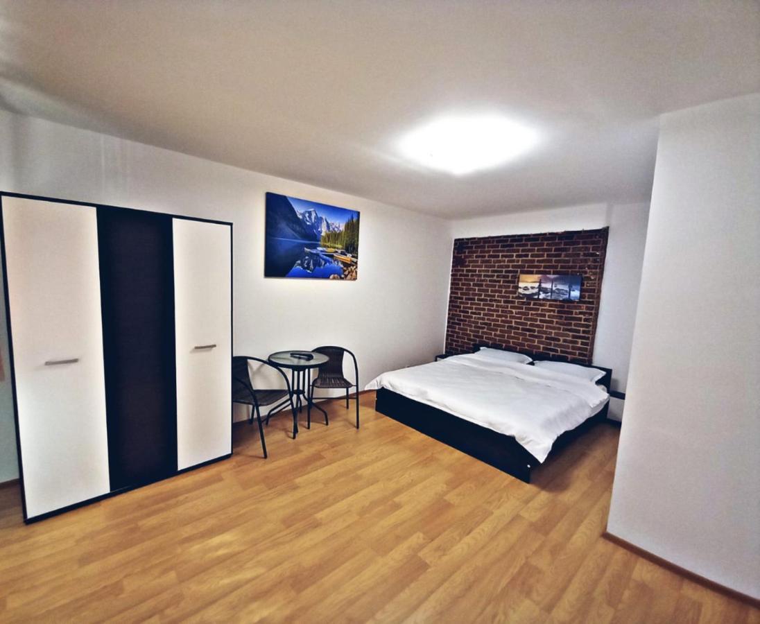 Camere In Regim Hotelier Brasov Exterior photo