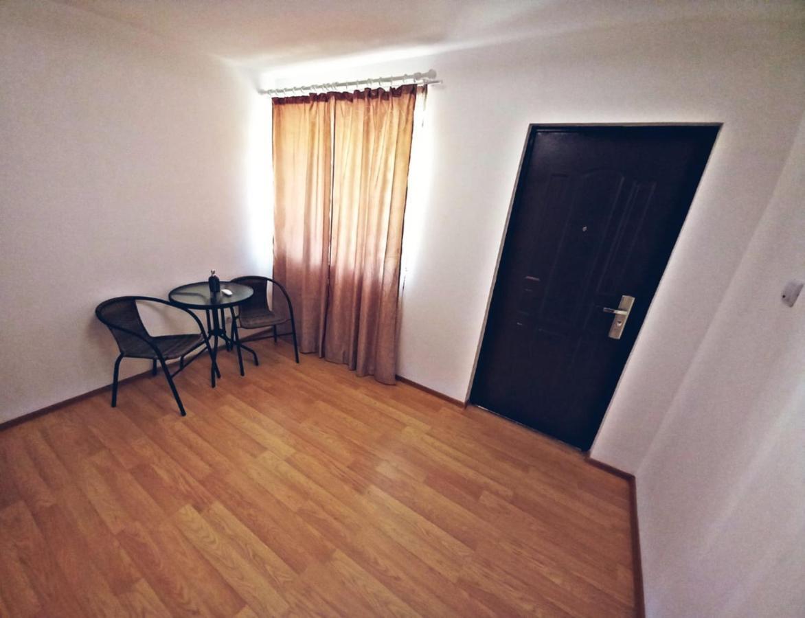 Camere In Regim Hotelier Brasov Exterior photo